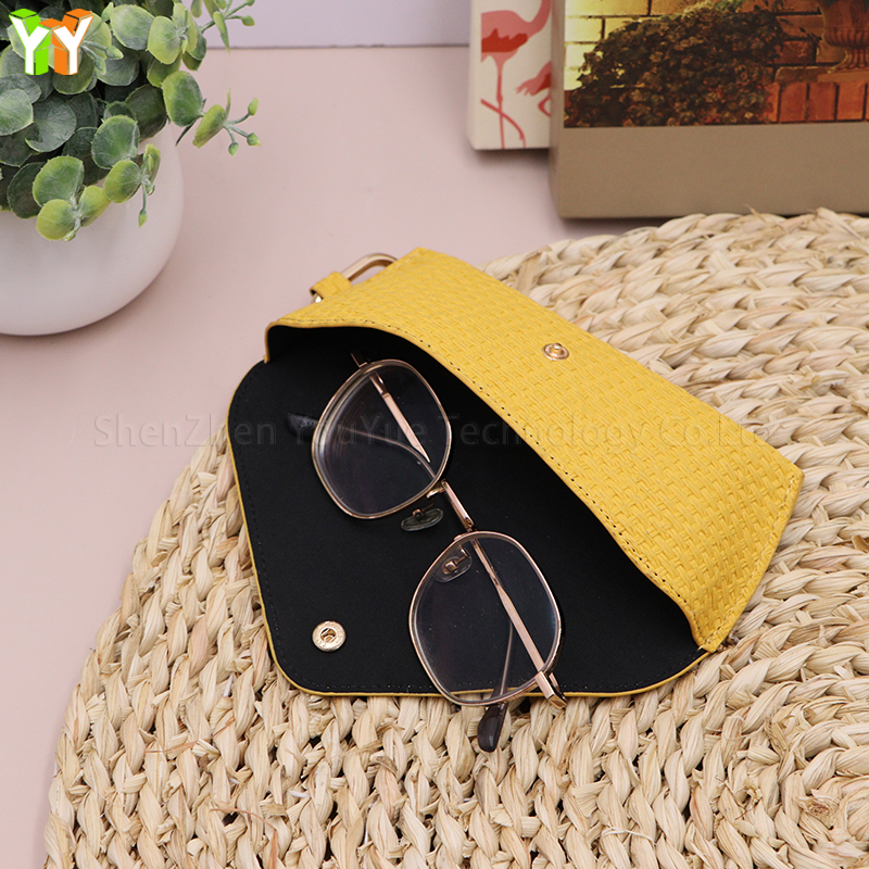 RR Sunglasses Case Material and Craft