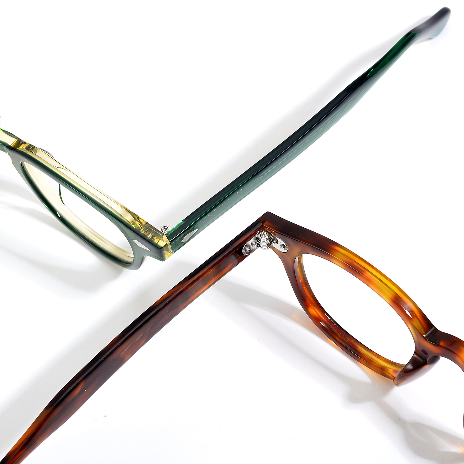 Eyewear Model Display