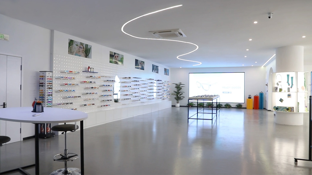 VR Showroom Tour