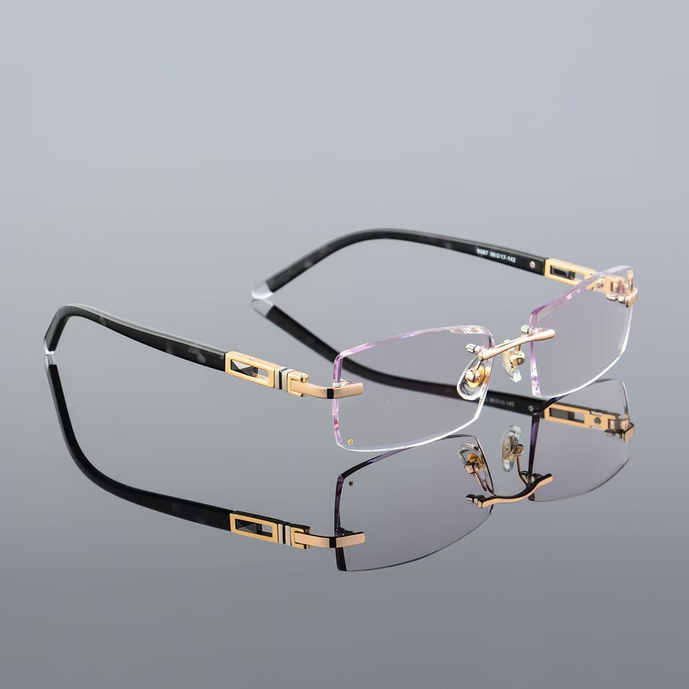 Eyeglasses Frame Detail