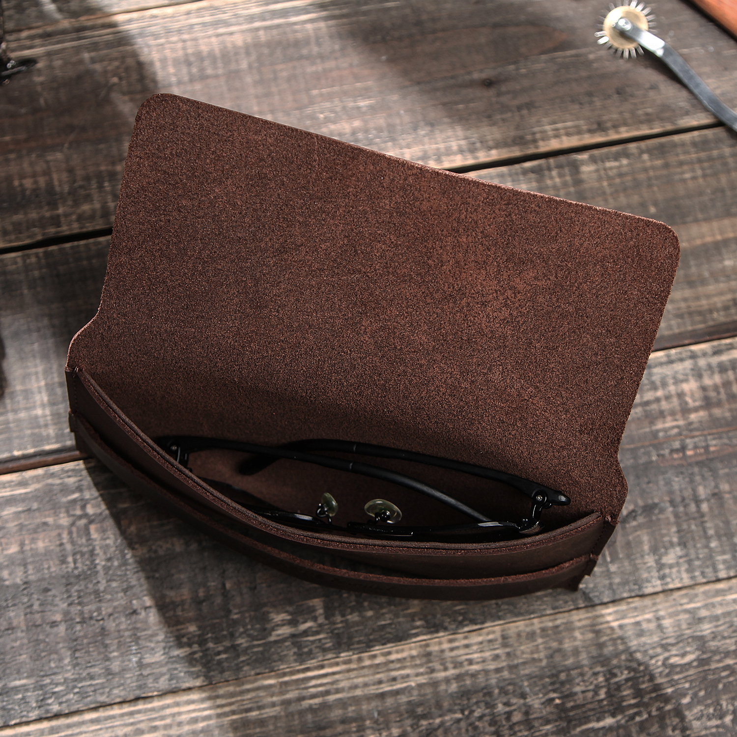 Genuine Leather Glasses Case Eco-Friendly Sunglasses Storage Pouch Solid Pattern Protective Eyewear Case for Eyeglasses CF4001